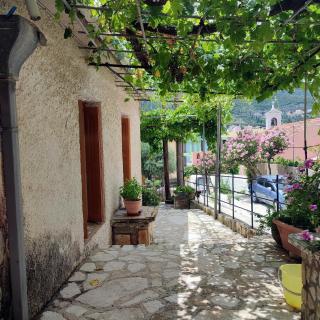 Maroudas Traditional Guest House - Vathi - 6