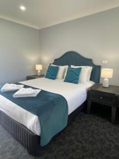 Town & Country Motor Inn - Forbes - 5