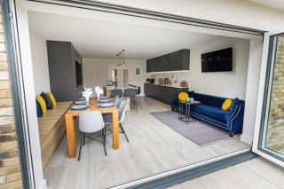 The Laurels by Grandeur Property - 5