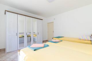 Apartment Lea - Sveti Filip i Jakov - 1