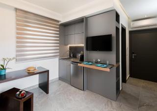 SUN RESIDENCE Exclusive Seaside Suites - Polykhrono - 1