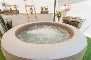 large apartment with terrace and spa - 7