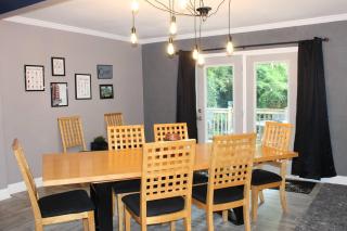 Adair Park Bungalow - 8