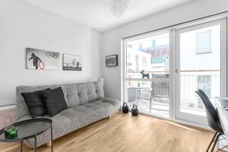 Perfectly Located Reykjavík Apt. - Two Balconies - Reykjavik - 7