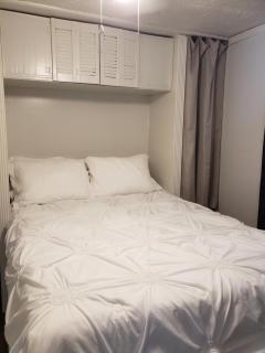 Lake View Cottage on Lake Erie - 1