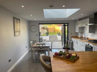 17 Eastgate - Cowbridge - 9