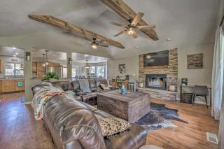 Ruidoso Home with Deck, Grill and Pool Table! - 8