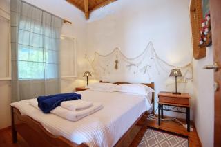 Seahorse cottage - 1