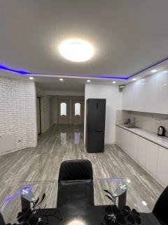 LuxRent - Chişinău - 4