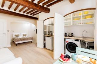 Panisse YourHostHelper - Cannes - 5