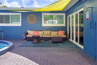 Trendy 3-bedroom villa with saltwater pool and yard - Fort Lauderdale - 5