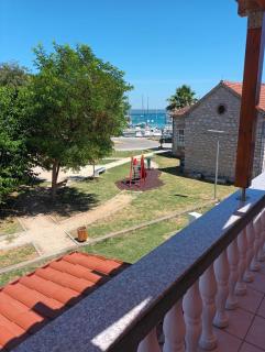 Apartments Martinović By The Sea - Kukljica - 2