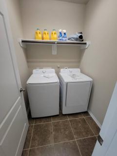 Beautiful cozy home in a lovely neighborhood! - Houston - 3