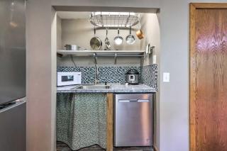 Mimis Place about Ohio Countryside Duplex with Deck - Orrville - 1