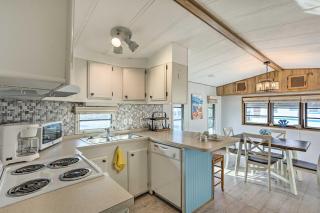 Jensen Beach Home with Private Beach Access! - Jensen Beach - 1