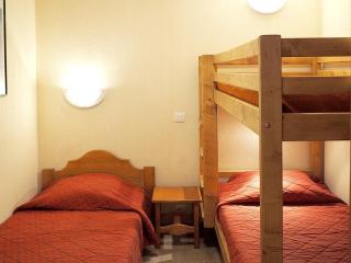 Appartement spacieux 6 pers - Départ ski aux pieds, balcon sud-ouest, tout équipé - FR-1-344-768 - Les Bruyères - 2