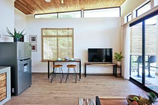 CWAVE APARTMENTS - 4