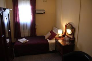 The Woomelang Hotel - - 4