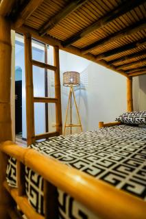 2BR House in Elyu for 8 pax with Pool Access - - 2