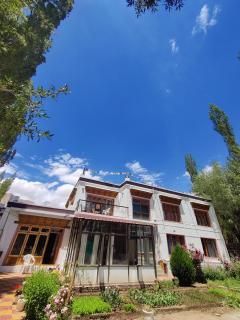 Nilza Guest House - Leh - 6