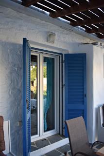 ΠΑΡΑΔΟΣΙΑΚΗ -ΧΩΡΙΑΤΙΚΗ ΚΑΤΟΙΚΙΑ ΜΕ ΑΥΛΗ - Kithnos - 3