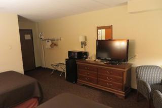 AmericInn by Wyndham Forest Lake - Forest Lake - 8