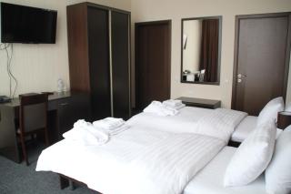 Shelter Hotel - 5