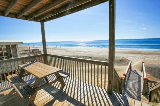 Pilot House - Oak Island - 8