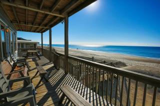 Pilot House - Oak Island - 6