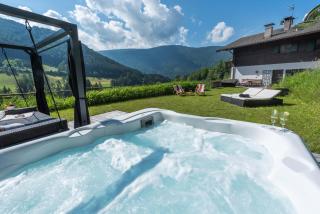 Villa Vintila with Whirlpool & Sauna - 3