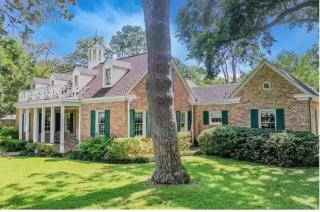 Creekside Estate Stays and Events - 0