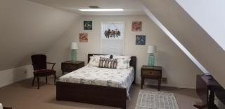 Creekside Estate Stays and Events - 1