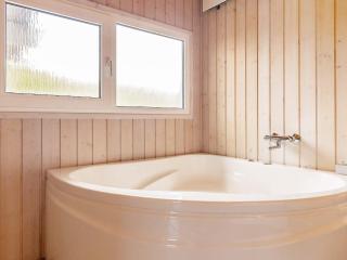 Three-Bedroom Holiday home in Hjørring 1 - Hjørring - 4
