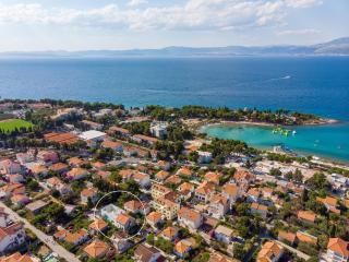 NEW! Luxury 5-bedroom Villa Altabianca with a Heated Pool, Finnish sauna, an outdoor Cinema, 50m from the beach - Supetar - 2