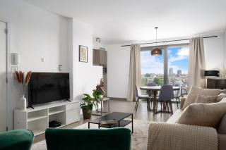 SHS HOMES-LUXE HIGHRISE, 2 BEDROOMS, KITCHEN, FREE PARKING, STUNNING VIEW, LARGE TARRASSE, Workspace - Hasselt - 6