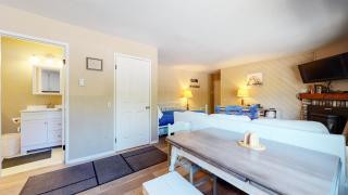 La Vista Blanc #61 Condo - 1