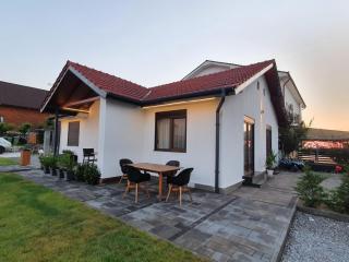 Prestige Cottage - Baile Felix - 4