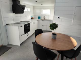New villa, 45sqm, 2 bedrooms, loft, 80m from beach, fantastic views & very quiet area - Onsala - 4