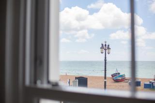 Lovely 3-Bedroom Apartment with Stunning Sea Views - Worthing - 9