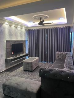 Sunshine Bay Resort Beachaholic Homestay - 1