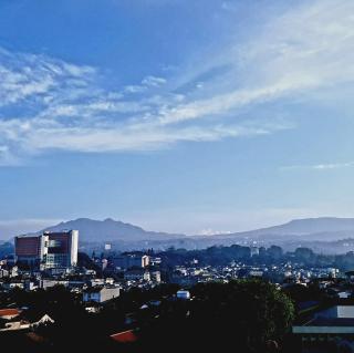 1010 - Bohemian Apartment - Bandung - 4