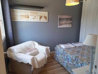 "l'hippocampe", climatisé, 60 m2 , 2 chambres, très calme, plage des sablettes et commerces à 3 minutes à pied, wifi, parking gratuit, lit king size - La Seyne-sur-Mer - 4