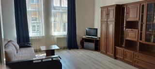 2 Bedroom apartment on Tomashivskogo Street 7 - Lviv - 4