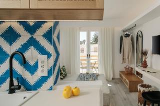 Hermes Luxury Suites - 2