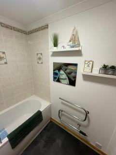 Self Catering Spacious 2 Bed Apartment with sea views - South Erradale - 4