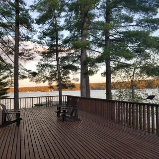 Westwind Inn on the Lake - Buckhorn - 2