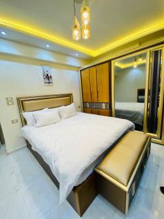 Luxury 3 bedroom Apartment with a great Seaview - 3