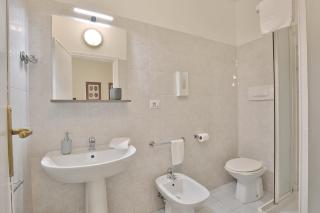 MADAMA GUEST HOUSE - Florence - 5