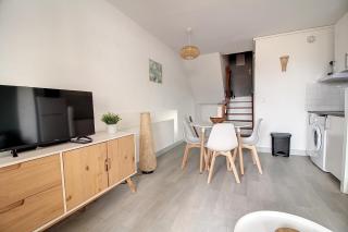 La Coudalere - F2 avec WiFi - Vue sur Sunset - Piscine chauffée - 7