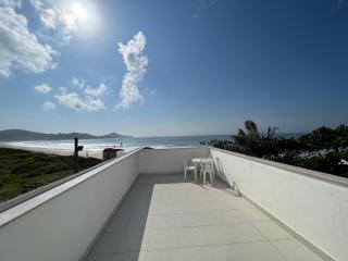 Acorde Com o Cenário Beira Mar - Coberturinha - Bombinhas - 2